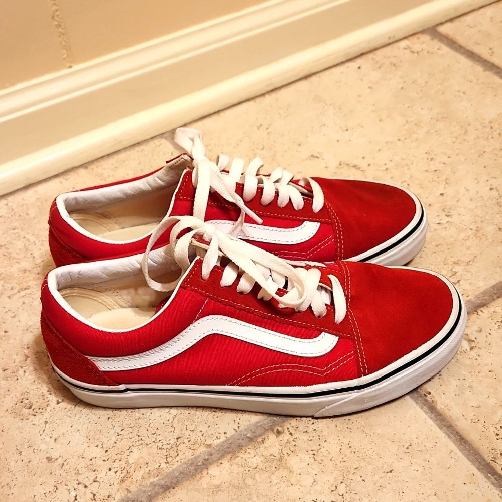 Vans Red Suede & Canvas Classic Skater Shoes Men's 6.5 Women's 8